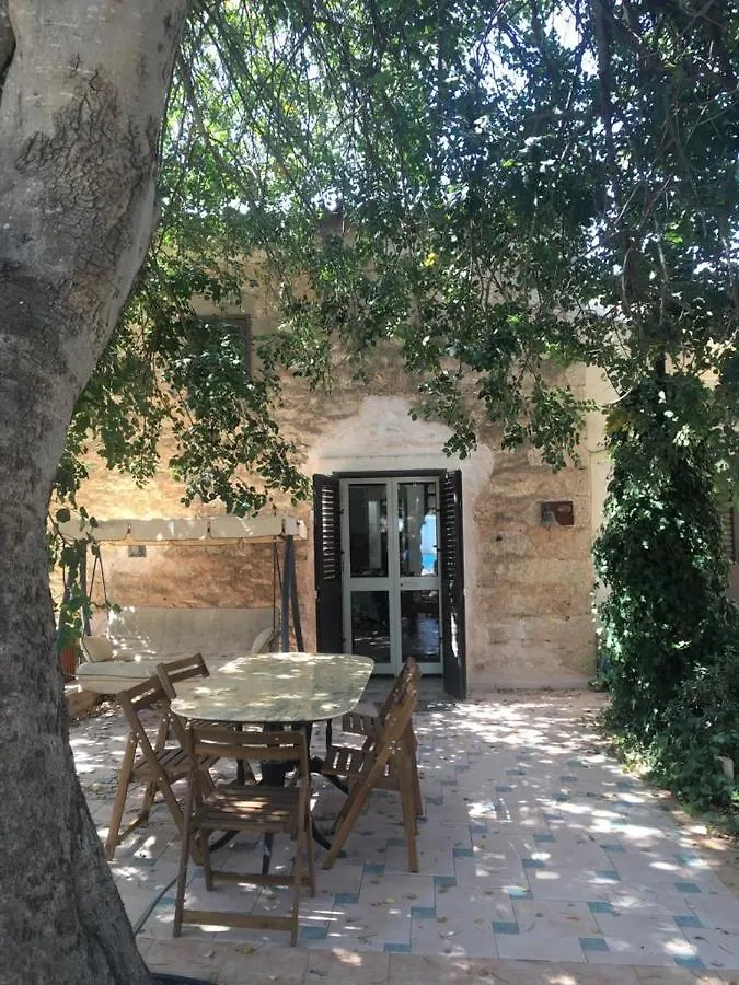 La Casa Del Carrubo Con Piscina Condivisa In Campagna Vicino Al Mare - Canestanco 18 Santa Croce Camerina 0*,  Italy